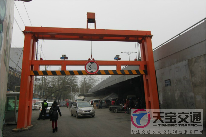 武汉公路限高架杆生产厂家|道路限高架标杆加工厂家